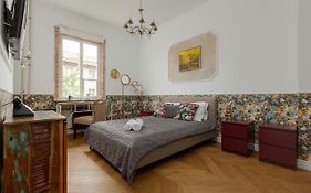 Apartment On The Warsaw Square By Noclegi Renters